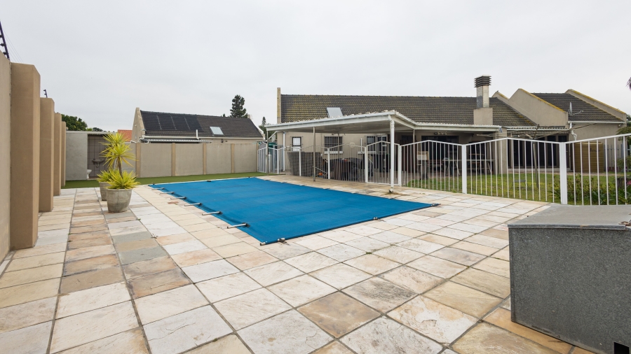 3 Bedroom Property for Sale in Panorama Western Cape